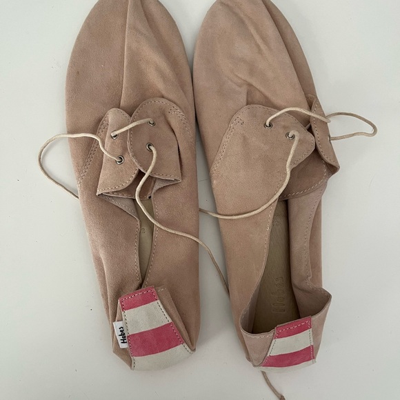 Pale dusty rose color Hobes leather ballet flats - Picture 2 of 7